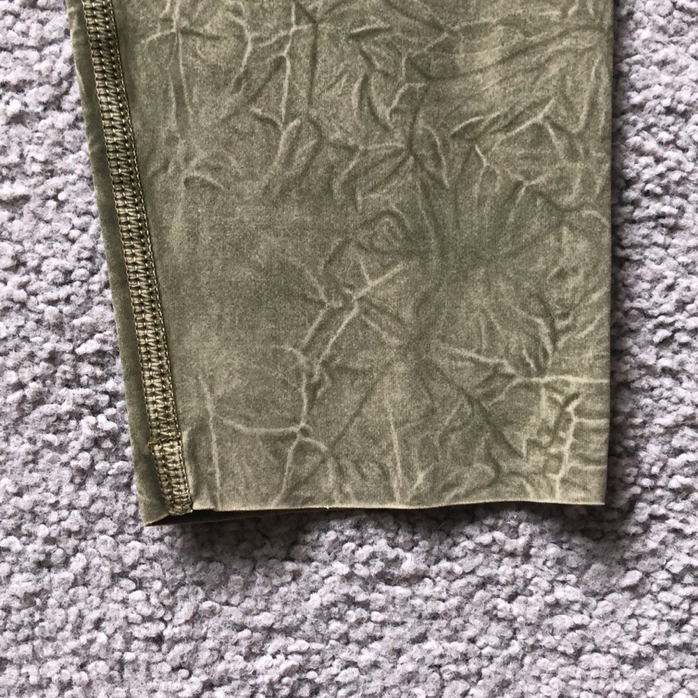 Lululemon Fast and Free High Rise Tight 25" *Ice Dye - Picture 7 of 7